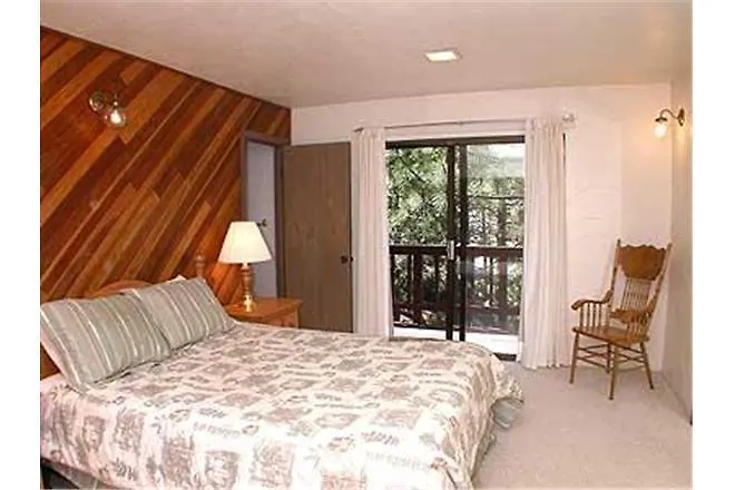 1720 Keller Road Holiday Home